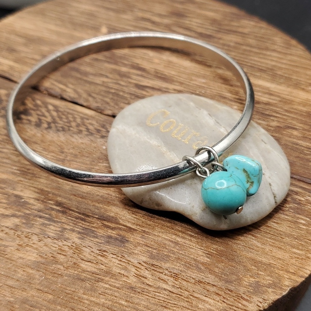 Turquoise‎ dangle bracelet B3122